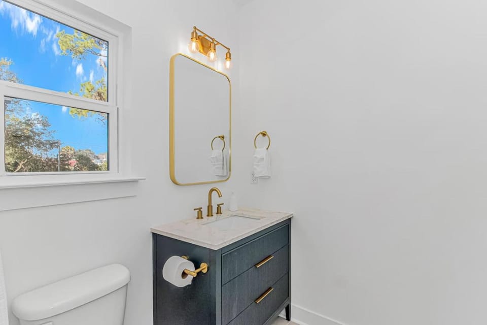 4BR Beach Oasis with Private Pool Just steps to the Ocean House in Myrtle Beach