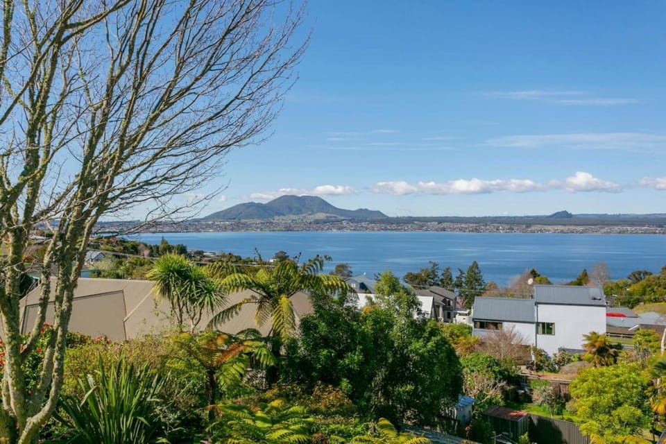 Nearby landmark, Lake view, Mountain view