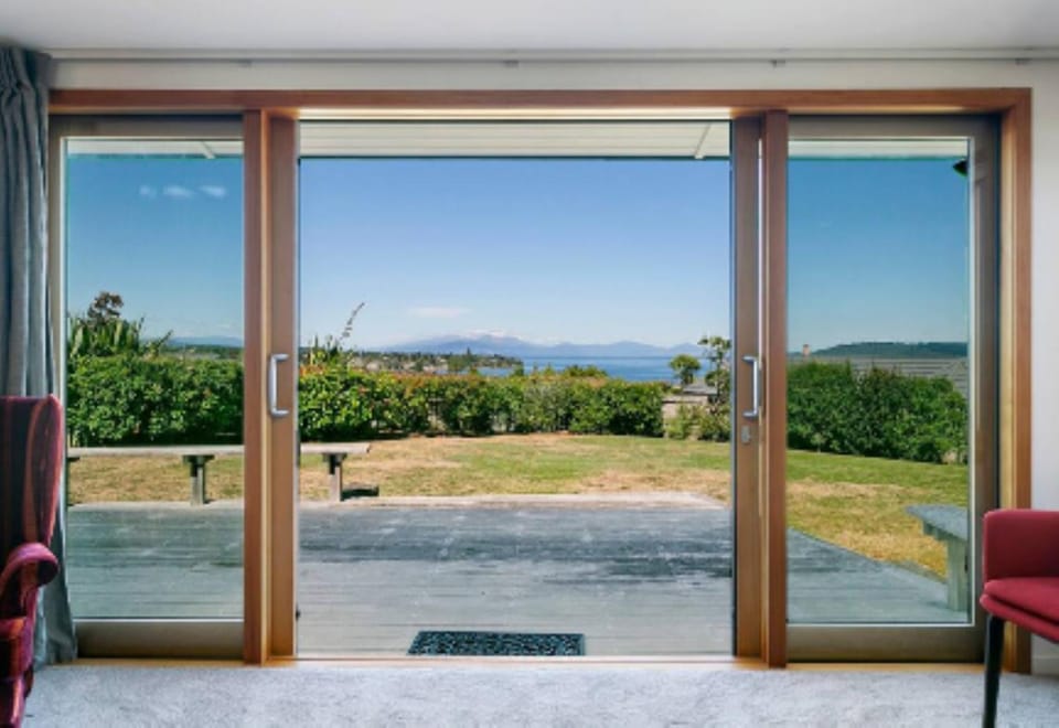 Balcony/Terrace, Mountain view