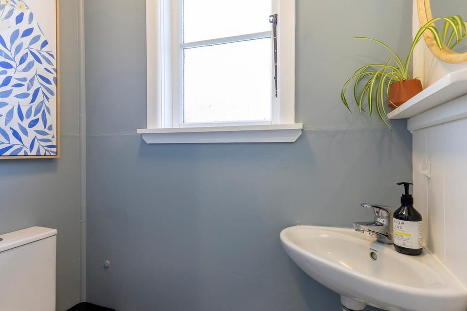Toilet, Bathroom