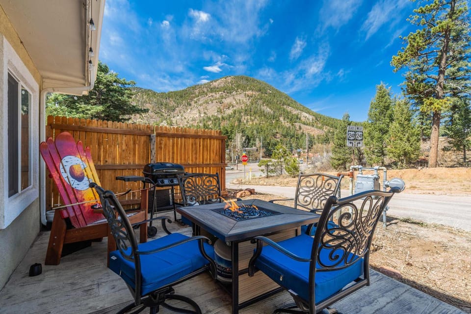 Sky Mountain Studio Cozy Escape with Stunning Views Inn in Cascade-Chipita Park