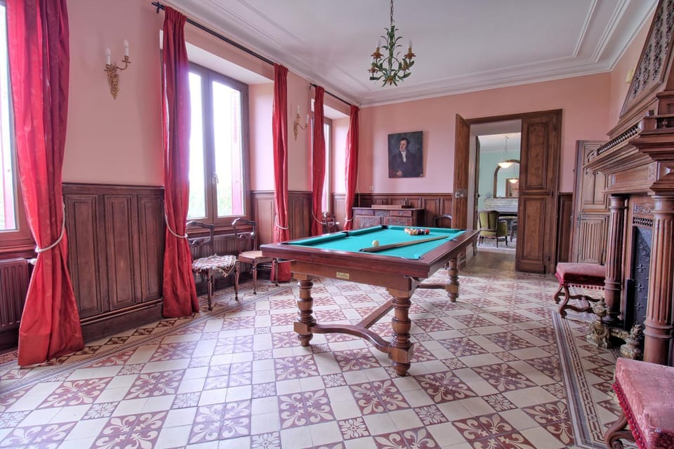 Manoir de Rousson House in Centre-Val de Loire