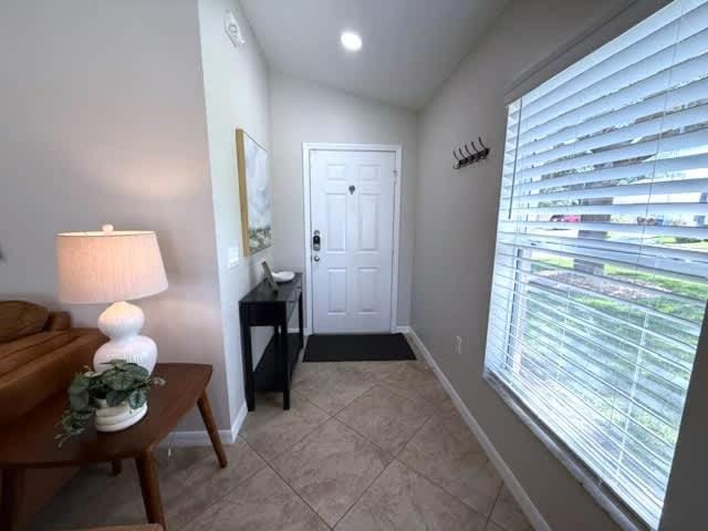 South Facing updated Southern Dunes Villa House in Haines City