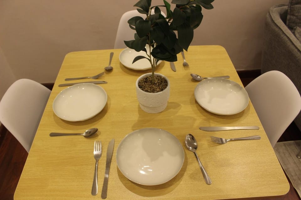 بيت بغرفتين نوم وسطح خاص Apartment in Makkah Province