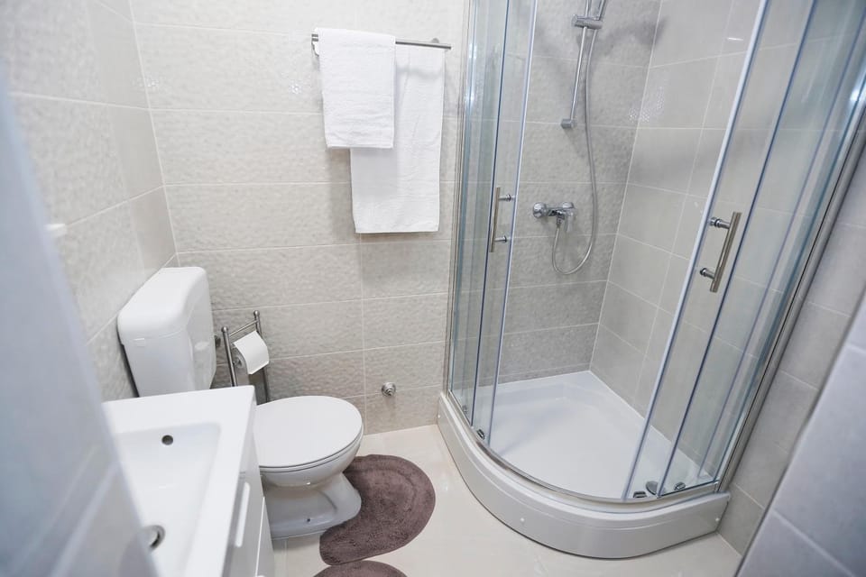 Zagreb Blue Door Apartments - Kvatrić Apartment in City of Zagreb