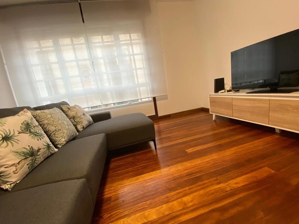 TV and multimedia, Seating area