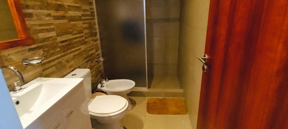 Shower, Toilet, bidet