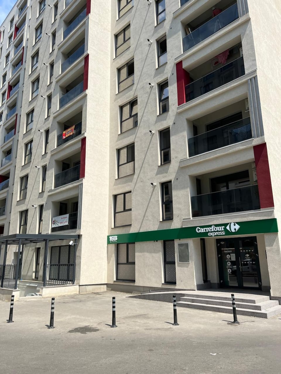 White HOME in Exigent Plaza Romania faza 4 Apartment in Bucharest