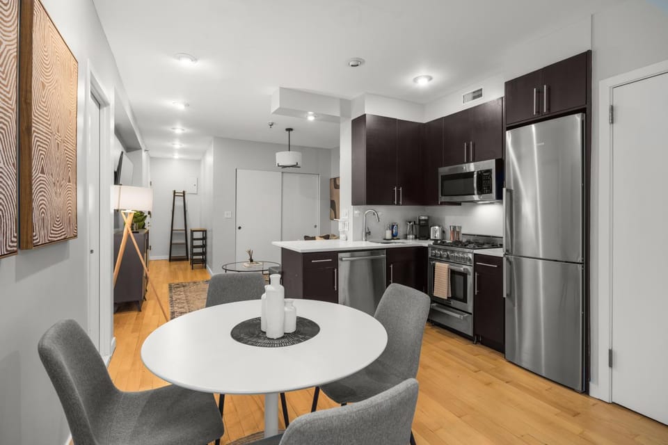 Kitchen or kitchenette, Living room, Seating area, Dining area, dishwasher, minibar, oven, pet friendly, stove, toaster