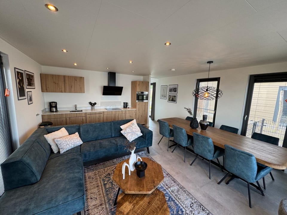 Enkhuizer Strand BeachHouse Deck Acht mit Zaun Nr 408 House in Flevoland, Netherlands