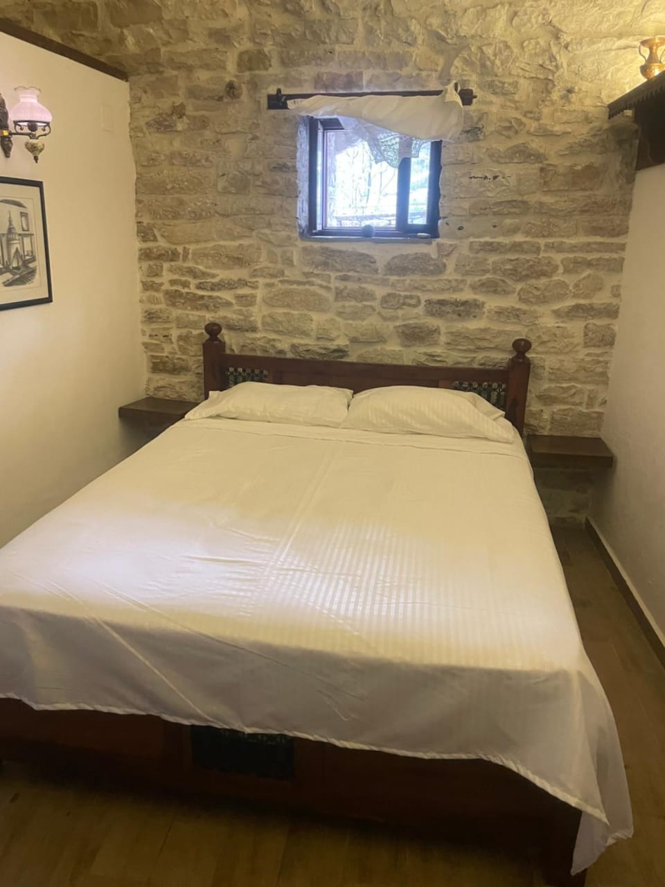 Konaku Guest house Bed and Breakfast in Vlorë County, Albania