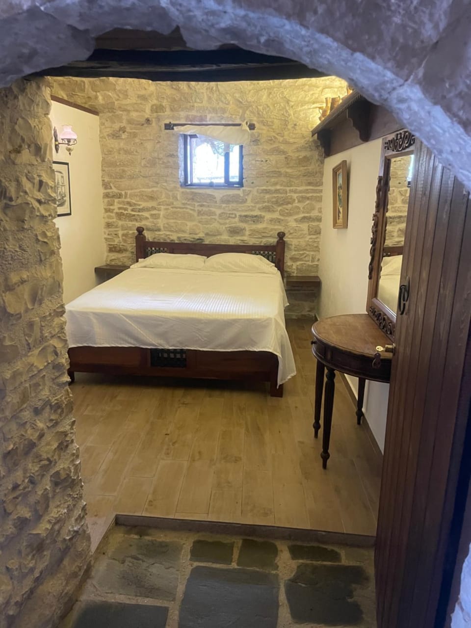 Konaku Guest house Bed and Breakfast in Vlorë County, Albania