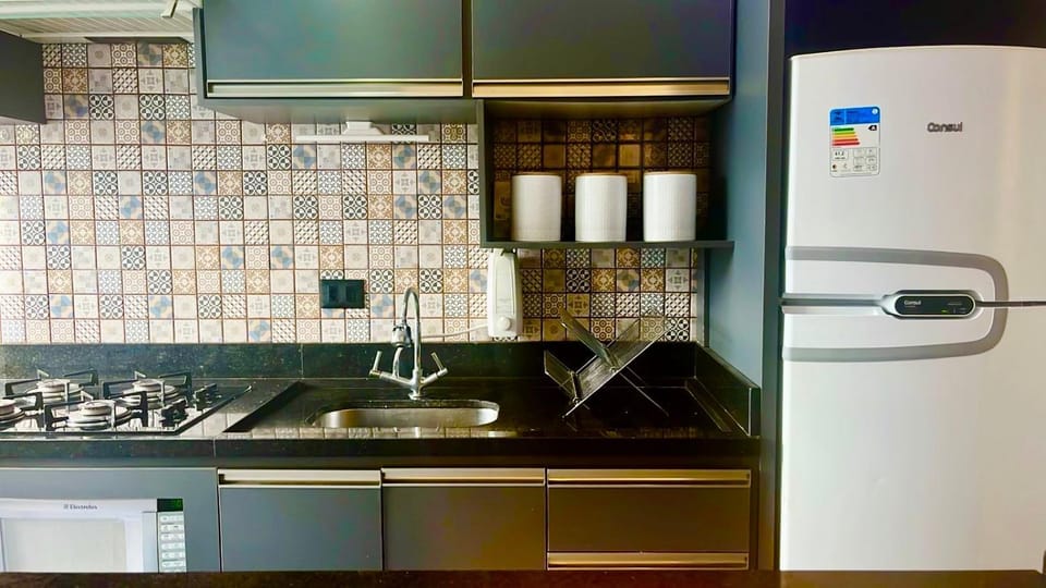 Kitchen or kitchenette, Communal kitchen, kitchen