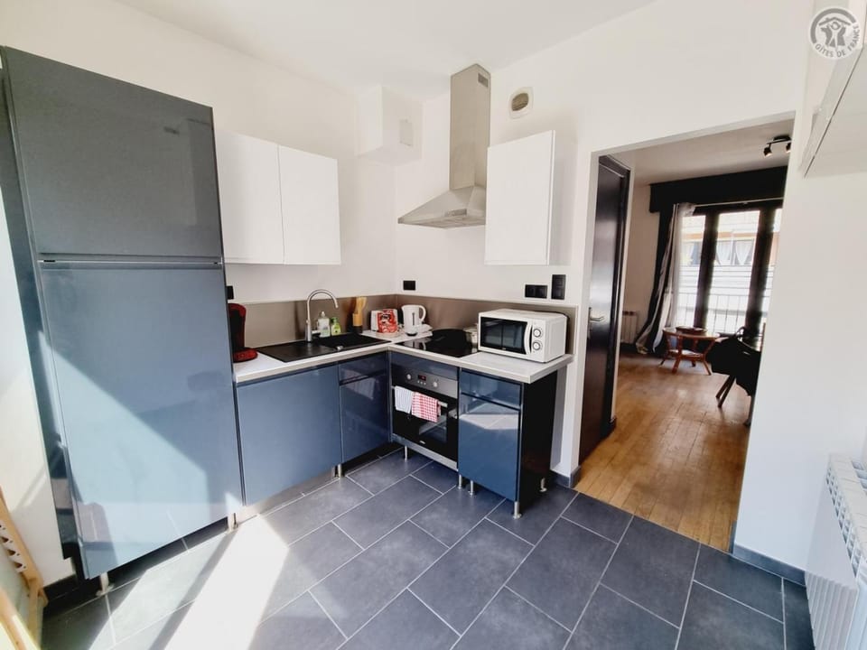 Duplex Zen en centre-ville de Valenciennes - FR-1-510-232 Apartment in Valenciennes