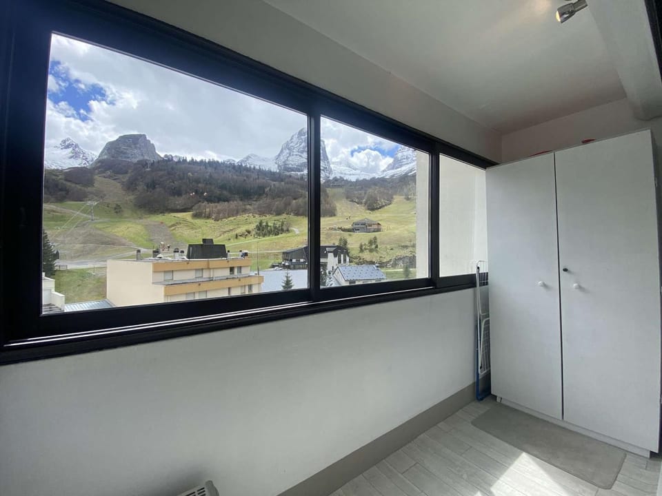 Appartement lumineux 6 pers, vue ski, Gourette - FR-1-400-141 Apartment in Nouvelle-Aquitaine