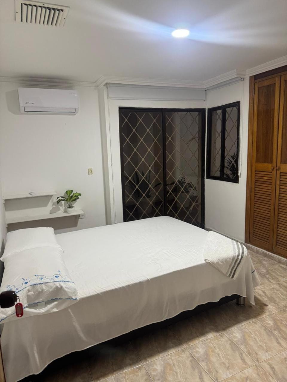 Torres universal Apartment in Gaira