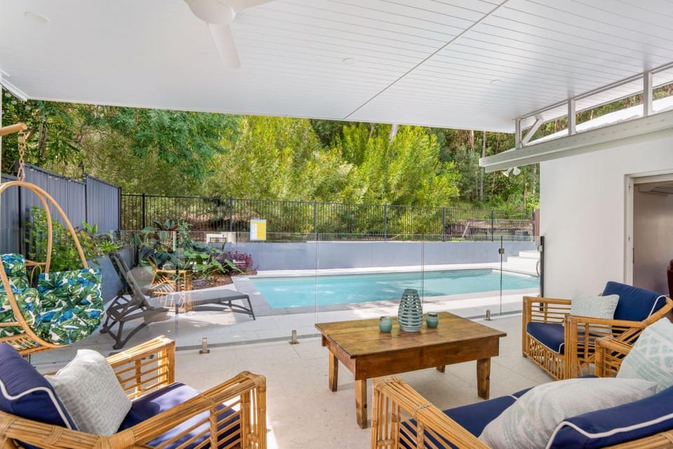 Seabreeze Escape - Rainbow Beach. Pool. Wifi. Aircon House in Rainbow Beach