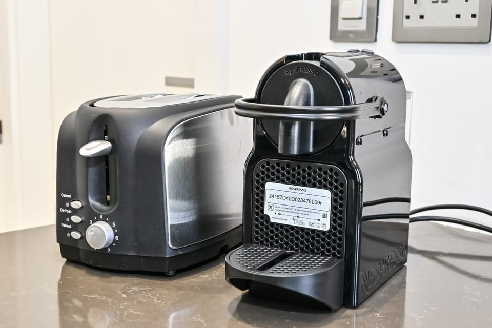 Coffee/tea facilities, Kitchen or kitchenette, toaster