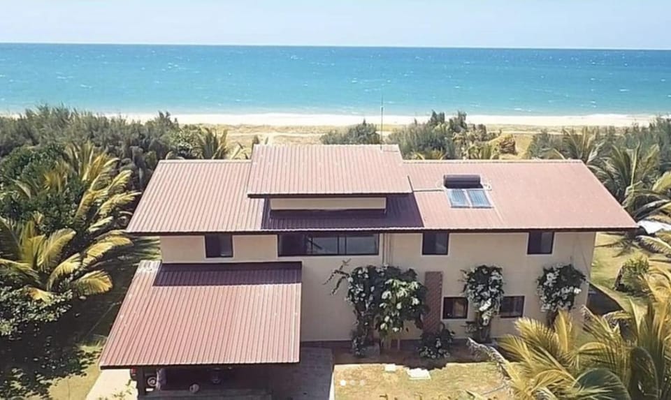 Property building, Natural landscape, Beach, Sea view