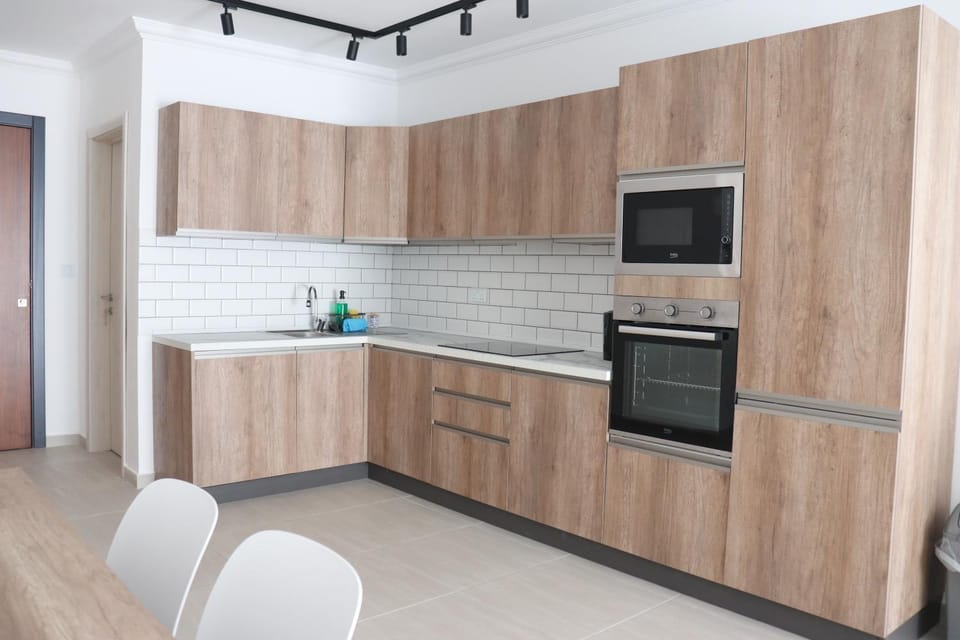 microwave, oven, stove, kitchen