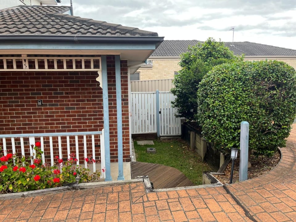 Townhouse in Shellharbour Village House in Wollongong