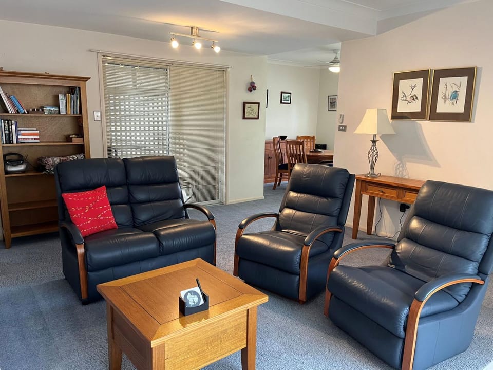 Townhouse in Shellharbour Village House in Wollongong