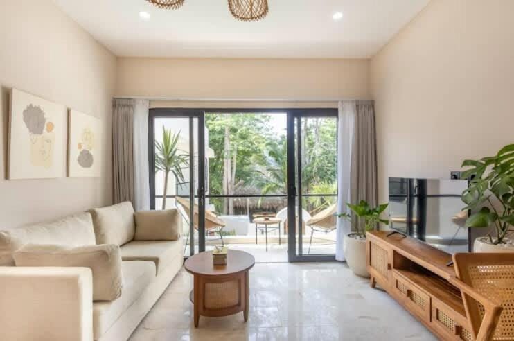 Relaxing Bali 1BR with Beautiful Interiors Apartment in Bali
