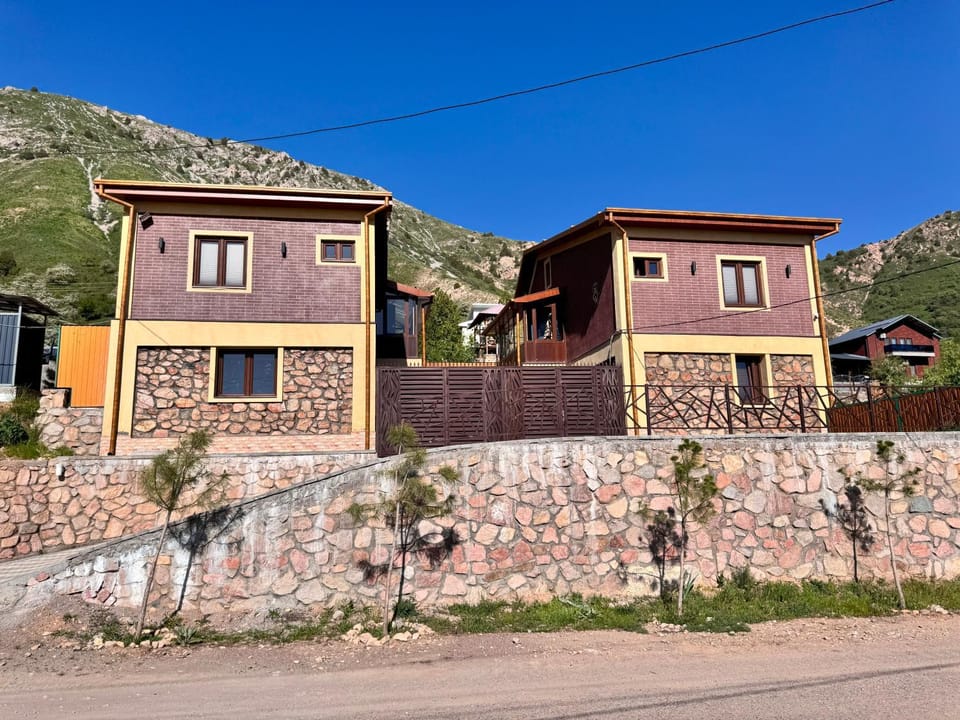 Property building, Day, Natural landscape, Mountain view