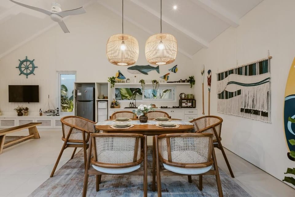 Rumi Bumi - Tropical Beach Shack near Melasti Beach Villa in Bali