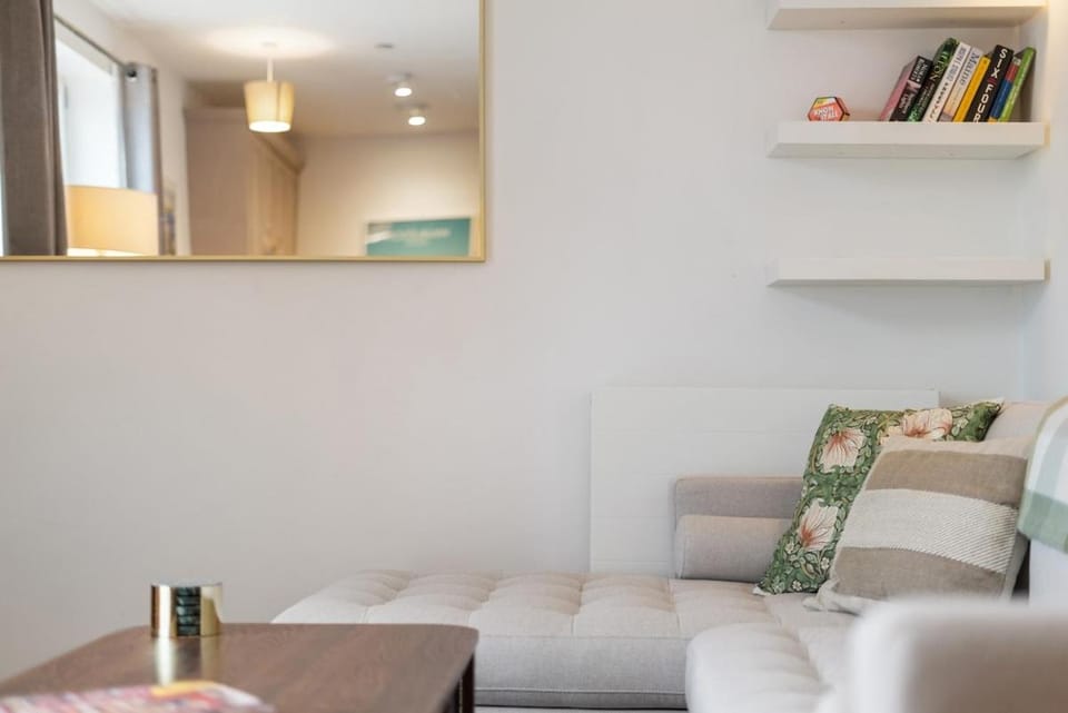 Modern and central 1BR Flat with Skyline View Apartment in London
