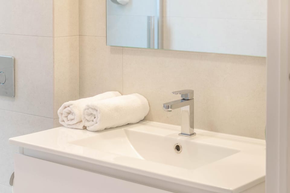 Gran apartamento tipo loft a 15 minutos del centro Apartment in Pamplona