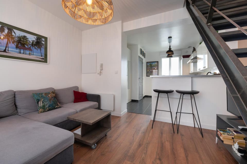 Property building, Living room