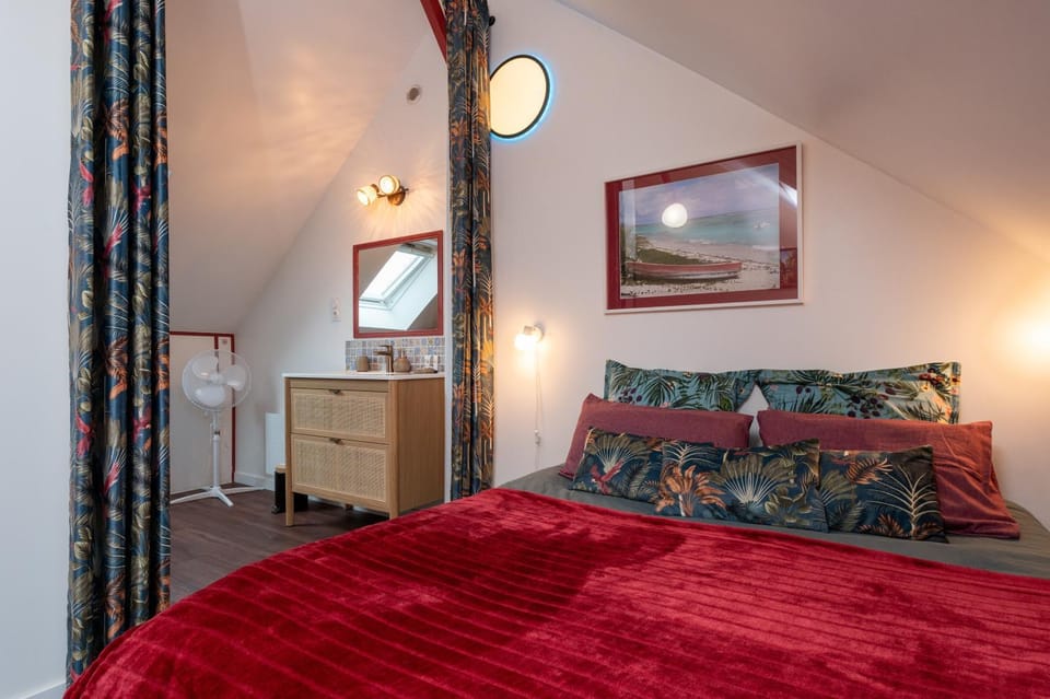 Living room, Bedroom