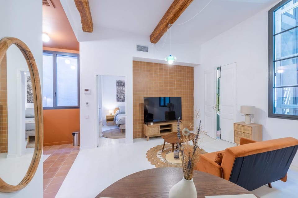 TV and multimedia, Living room, Seating area