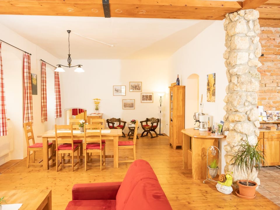 Living room, Seating area, Dining area