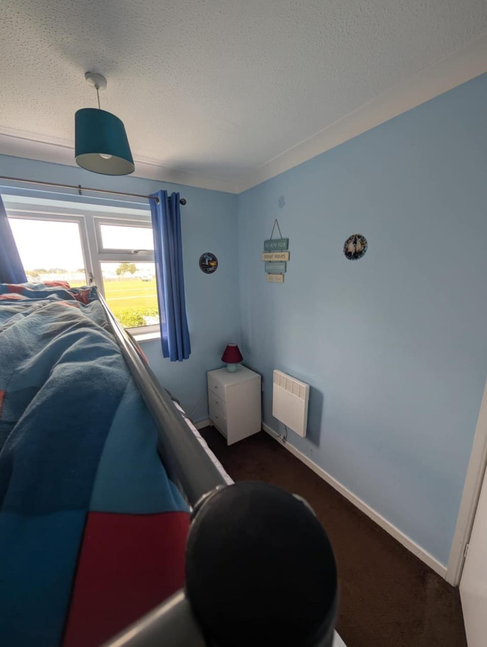 Bedroom, bunk bed