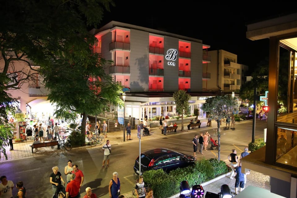 Property building, Night, Neighbourhood, City view, Street view, Location