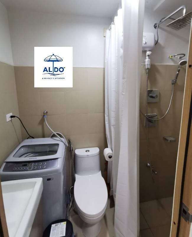 Mall of Asia condotel shore 3 residence Hotel in Pasay