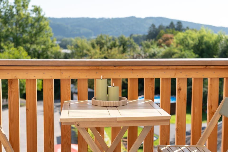 Patio, Natural landscape, View (from property/room), Balcony/Terrace