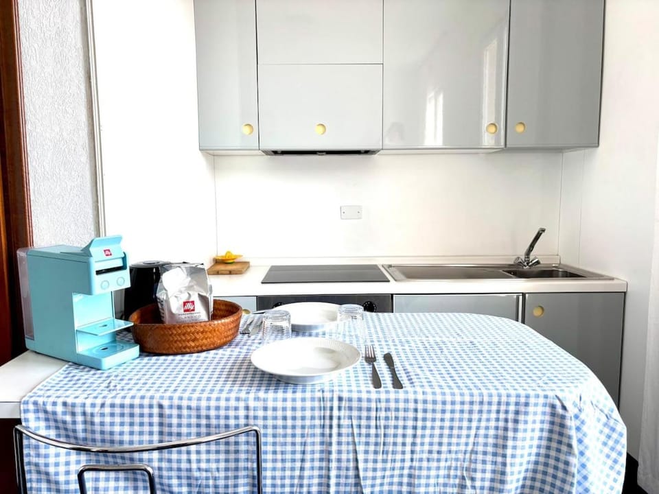 La Casa di Marisa Historic Center Apartment in Noli