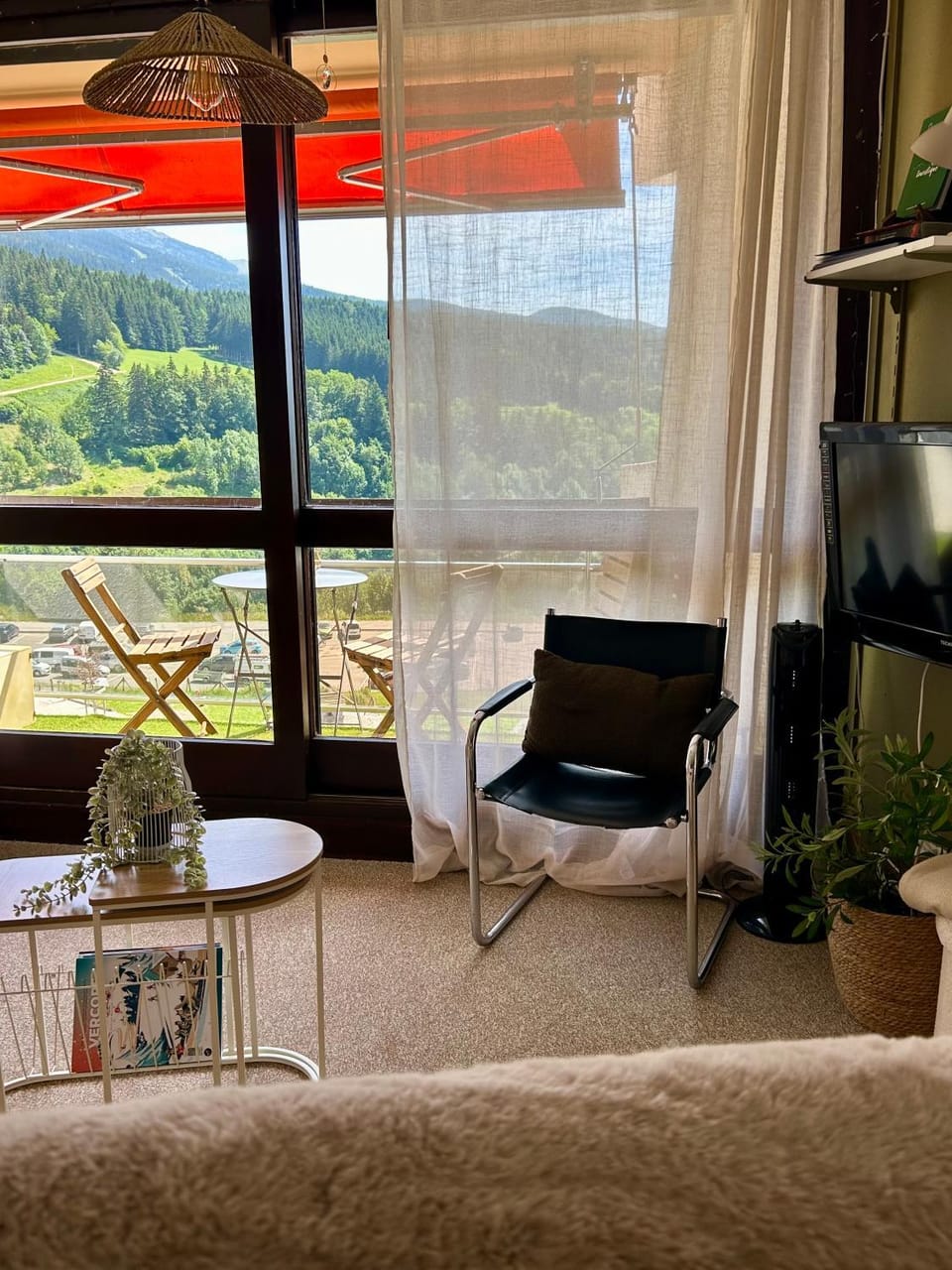 Cocon vue montagne Apartment in Provence-Alpes-Côte d'Azur