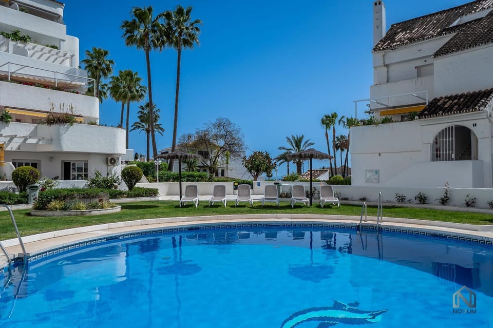 Property building, Garden view, Swimming pool