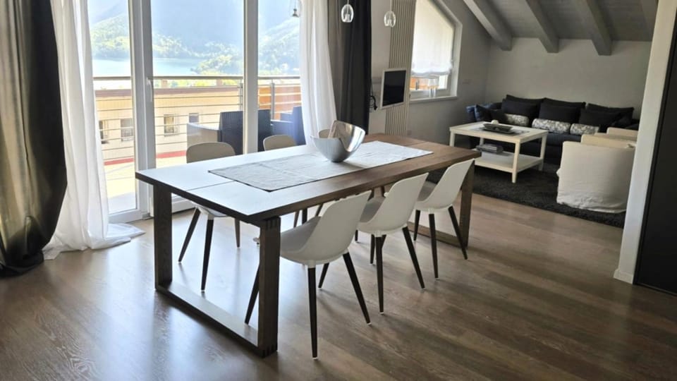 Alpin Lake Haven Apartment in Molveno