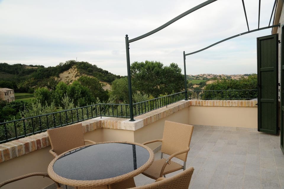 Patio, Natural landscape, View (from property/room), Balcony/Terrace, Mountain view