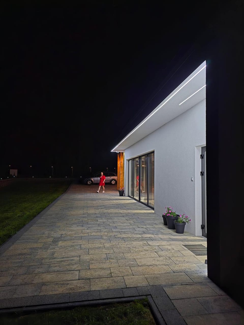 Domki na Kolonii, Trzy domki, nowe, sala bankietowa 82m2 Villa in Poland