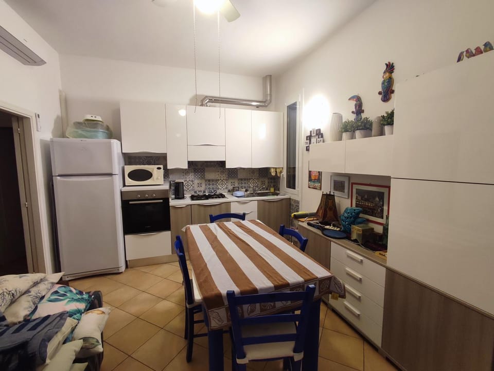 M432 - Marcelli, trilocale con giardino Apartment in Marcelli