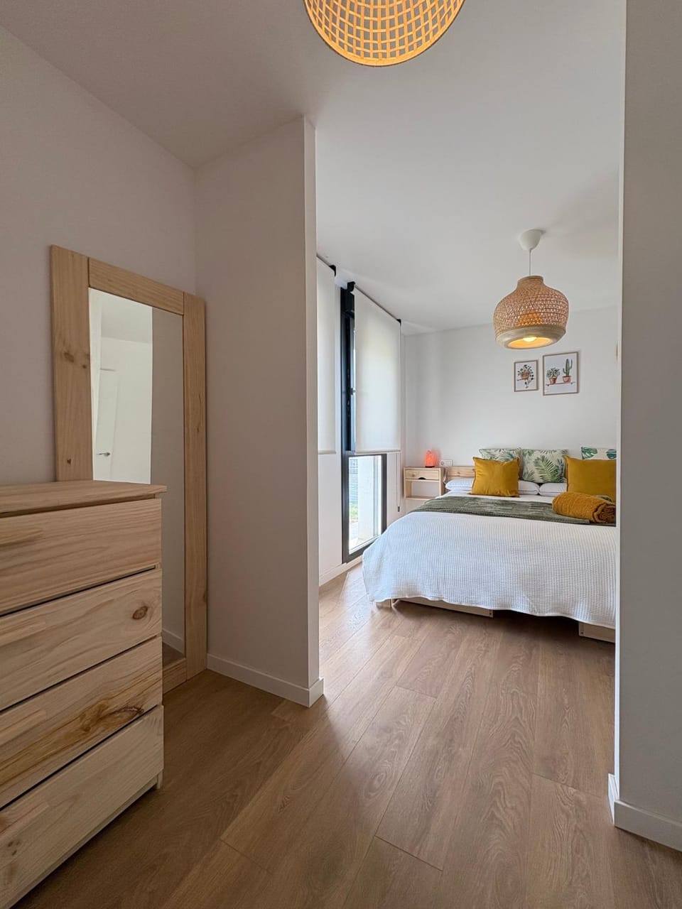 Bed, Photo of the whole room, Bedroom, wardrobe