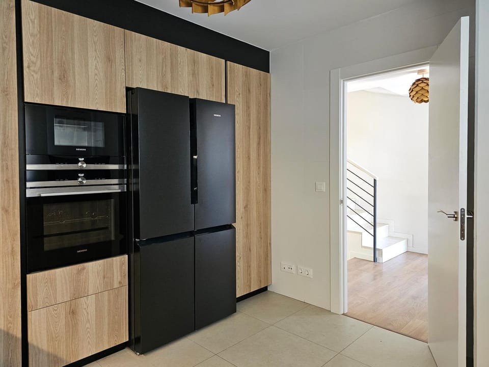 Kitchen or kitchenette, microwave, oven