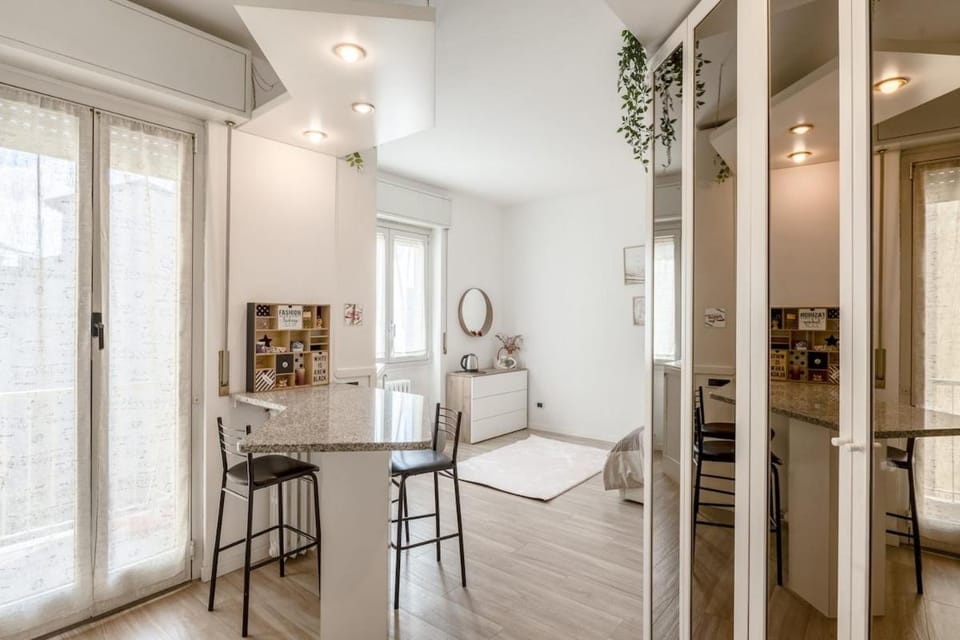 Corso Buenos Aires House Loreto - Pasteur M1 M2 Apartment in Milan