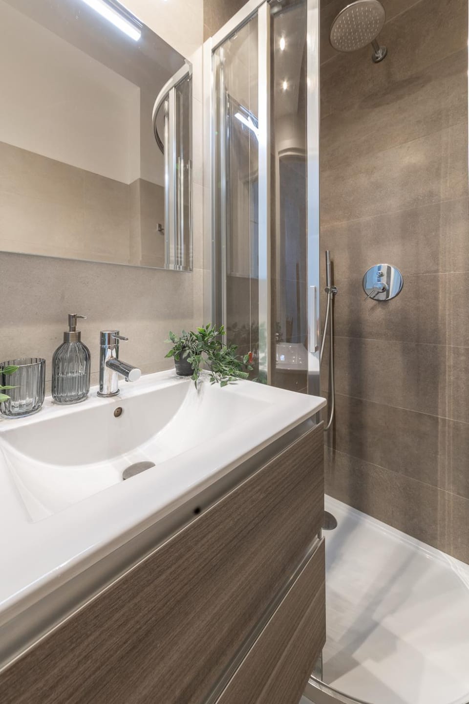 Shower, Bathroom